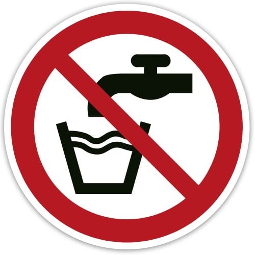 Verbot-Aufkleber 2 Stück - Kein Trinkwasser (ISO 7010) Größe 50x50 mm ® stempel-fabrik.de