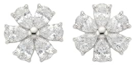 Einzelstück® Ohrringe Daisy Blossom mit Blumen Kristall I Gänseblümchen Ohrstecker 925 Sterling Silber 14K vergoldet mit Blüte aus Zirkonia Steinen I Echtschmuck aus Handarbeit (Silver)