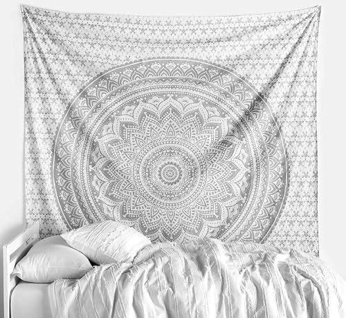 THE ART BOX Indie Wandteppich Baumwolle Mandala Wandbehang Deko Teppich Aesthetic Room Decor Dekoration Wohnzimmer Indische Tücher Schlafzimmer Deko, Silber und Weiß, 135x160 Cm