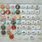 DAHI 2sets Adventskalender Zahlen Buttons Nummer 1-25 zum Weihnachtskalender selber basteln für Jutesäckchen, Anstecker Nadeln (buntgold)