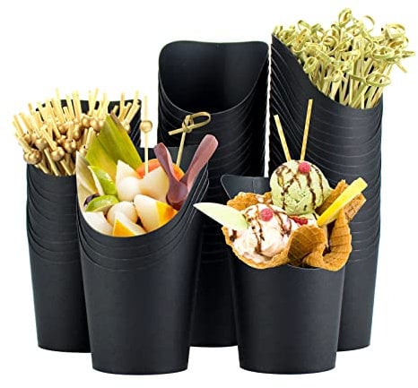 QPEY 50 Tassen + 100 Picks, 400 ml, schwarze Charcuterie-Tassen mit Cocktailspießen, Pommes-Frites-Halter, Pommes-Frites-Kegeln, Einweg-Papier-Vorspeisen-Becher für alle Anlässe (schwarz)