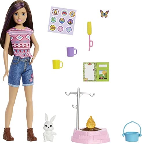 Barbie Camping Serie, Campingset mit Skipper-Puppe, Schmetterling, Hase, Camping Zubehör, Aufkleber, inkl Puppe (25 cm), Geschenk für Kinder, Spielzeug ab 3 Jahre,N/A
