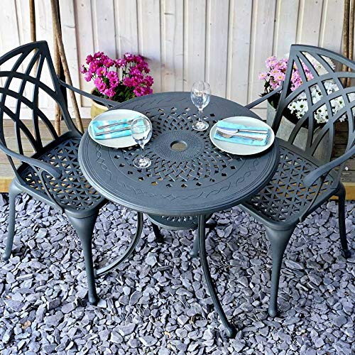 Lazy Susan 80 cm Runder Anna Gartentisch in Schiefergrau mit 2 April Stühlen, Ohne Sitzkissen | Nachhaltiges Sandguss-Aluminium | Wetterfest | Rostfrei | Wartungsarm | 3 Jahre Garantie