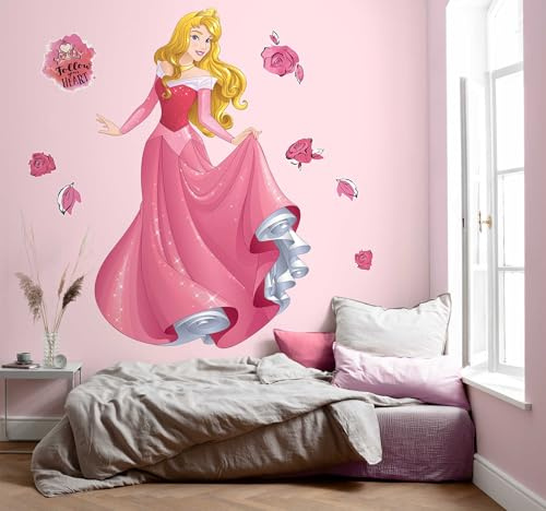 Disney selbstklebende und konturgeschnittene Vlies Fototapete von Komar - Aurora XXL - Größe: 127 x 200 cm - Wandtattoo, Kinderzimmer, Prinzessin, Mädchen, lebensgroß
