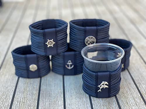 Set di 6 Porta Bicchieri Antivento in Blu Navy, Artigianato Italiano, Resistenti e Unici, Ideali per Casa, Barca o Yacht - Dettagli Metallici Diversi per l'Identificazione del bicchiere - La Gomena