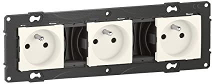 BTicino - Triple prise de courant précâblée Altège 16A avec connexion à bornes automatiques - finition Neige