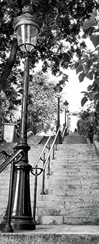 A.Monamour Türtapete Selbstklebend Türfolie Türposter 3D Eine Lange Treppe Mit Einer Alten Straßenlaterne In Paris Schwarz Und Weiß Vinyl Folie Türdeko Tapete Wandbild Türaufkleber Türtattoo 85x200cm