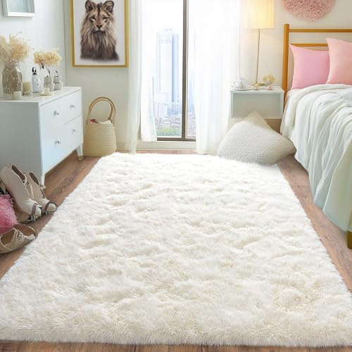 iEvery Rugs for Bedroom 120x160 cm - Cream White Fluffy Shaggy Rug for Living Room, Soft Non Slip High Pile Modern Floor Carpet for Bedside Kids Girls Room