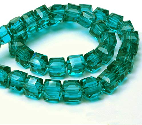 Böhmische Kristallperlen 4mm und 6mm Set Würfel Facettiert Tschechische Perlen Glasschliffperlen Zwischenperlen, Glasperlen Druckperlen (Grün Zirkon, 6x6x6 mm 20 Stück)