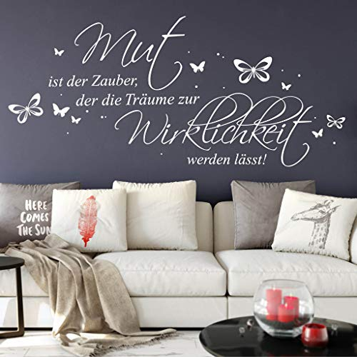 Wandtattoo Loft Mut ist der Zauber, der die Träume zur Wirklichkeit werden lässt! Wandtattoo Sprüche – 30 Farben & 3 Größen – selbstklebender Schriftzug mit Schmetterling, Wandtattoo Schlafzimmer