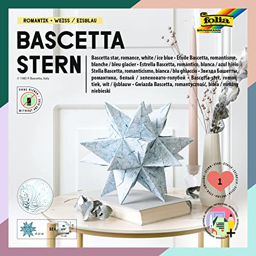 folia 402/1515 - Bastelset Bascetta Stern Winterornament weiß/eisblau, 32 Blatt, 15 x 15 cm, fertige Größe des Papiersterns ca. 20 cm, mit ausführlicher Anleitung - ideal zur zeitlosen Dekoration