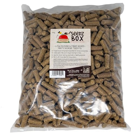 Horse Treats 4kg – Minty Flavour - Fibre Based – Low Sugar – Cereal Grain Free – Feed By Hand – Add To Treat Ball or Feed For Fussy Feeders – Occasional Snack For Horses – Clicker Training - Seedzbox