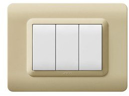 Placca Ave Sistema44 44Py03ChoTecnopolimero 44 3 Moduli Champagne Opaco