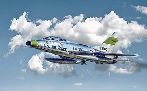 Italeri 510001398 1:72 F-100F Super Sabre