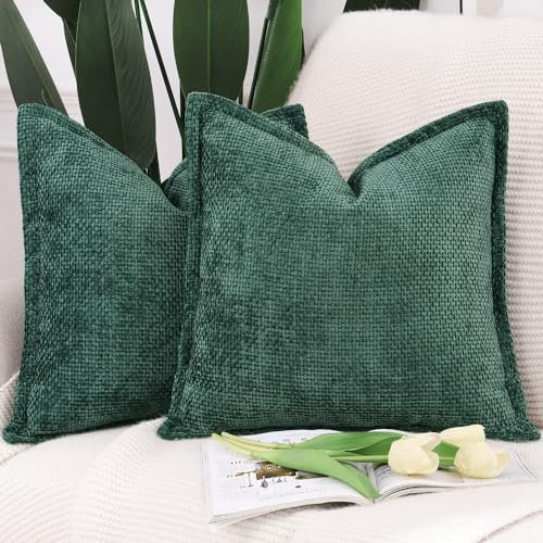 Madizz 2er Set Chenille Samt mit Rand Kissenbezüge Weiche Dekorativ Zierkissenbezüge Modern Kissenhülle für Sofa Wohnzimmer Schlafzimmer Dunkelgrün 50x50 cm