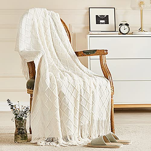 inhand Gestrickte Überwurfdecken für Couch und Bett, weiche, gemütliche Strickdecke mit Quaste, gebrochenes Weiß, leichte, Bauernhaus-warme gewebte Decke für Männer und Frauen, 127 x 152 cm