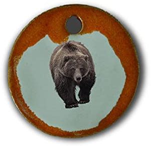 Schöner Keramik-Anhänger „Braunbär“ in orange marmoriert; Schmuck Kette Kettenanhänger Geschenk Kunsthandwerk Keramik rund Talisman Halskette Aufmerksamkeit Mitbringsel individuell