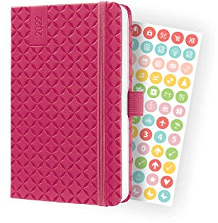 SIGEL J2104 Wochenkalender Jolie 2022 - ca. A6 - pink - Hardcover - 174 Seiten - mit fröhlichem Kalendarium, vielen Infos und praktischen Stickern - FSC-zertifiziert - Terminplaner