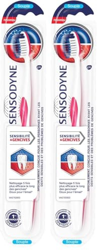 Sensodyne Brosse à dents Sensibilité & Gencives, Souple, Pour Les Dents Sensibles Sans Endommager Les Gencives, Couleur Aléatoire (Lot de 2)