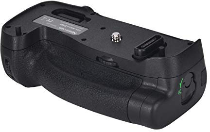 Newmowa MB-D17 Vertical Battery Grip Replacement for Nikon D500 SLR Digital Camera,Works with 1 EN-EL15 Battery or 8 AA batteries