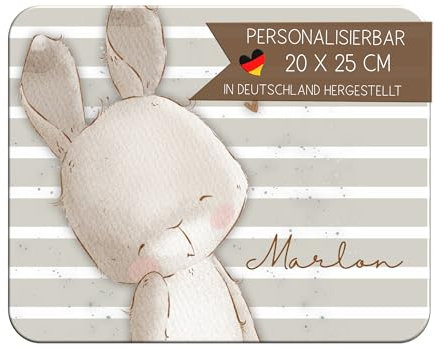 CreaDesign, Frühstücksbrettchen Kinder mit Namen personalisiert, Brettchen Kinder Kunststoff Hase Häschen Lieb, Antirutsch-Noppen, Größe 20 x 25 cm