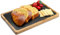 WLWNWFT Tabla de servir de madera de acacia con placa de pizarra, perfecta como tabla de barbacoa, tabla de carne, accesorio para carne y hamburguesas, elección ideal para regalo y decoración de tabla
