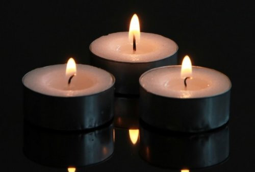 Candles - Unscented White Tealights Oil Burner Food Warmer Tea Lights In Silver Cups, Approximate 4 Hours Burn, Pack Of 150