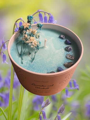 Bougie parfumée à la lavande et à la jacinthe des bleuets, bougie de soja faite à la main, 113,4 g ou 226,8 g, avec fleurs botaniques et cristaux de lapis lazuli, protection, sérénité (226,8 g)