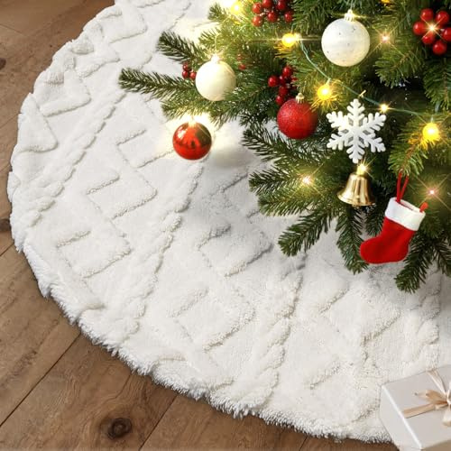 Lanpn Christmas Tree Skirt 90cm, Faux Fur Xmas Tree Skirt with Rhombus Plush Winter Christmas Tree Mat for Large Artificial Trees Winter Home Party Holiday Indoor Xmas Decorations (White, 36 inch)