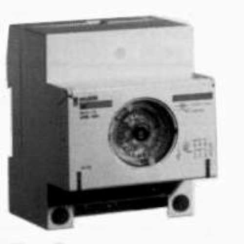 Schneider elec pbt - ccb 40 02 - Interruptor horario analógico ih 7dias 3 módulos 150h 1c-16a