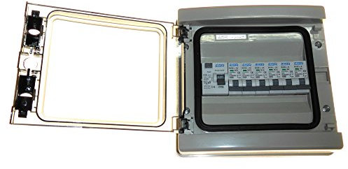 Pannello con 1 interruttore differenziale a 30 mA e 6 interruttori automatici magnetotermici 63 amp 30 mA (2 x 6A, 2 x 16A, 2 x 32A), impermeabile con certificazione IP65