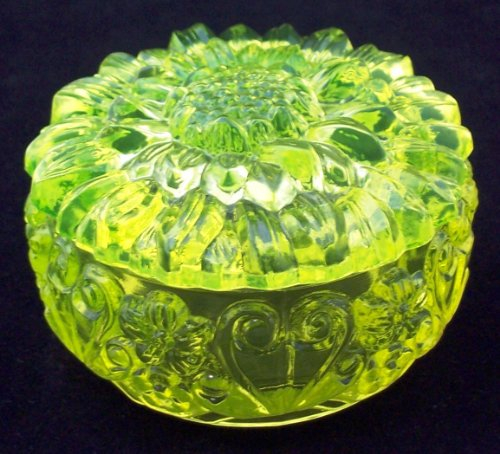 Ullmannglass Dose, geformt, in Annagelbglas - Motiv Blume