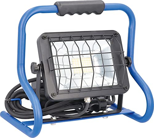 as - Schwabe SLIMLINE LED Baustrahler 50 W 4250 Lumen - inkl. 2 Schutzkontaktsteckdosen - Mobiler Scheinwerfer mit Standfuß - 3m Kabel - Arbeitsleuchte mit Schutzgitter - extrem robust - IP44, 46429