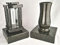 designgrab Modern Grablampe mit Vase und 2 Stück Sockel aus Granit Nero Impala, Grabschmuckset