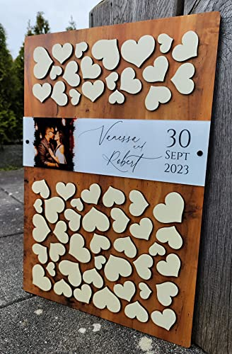 Personalisiertes 3D Gästebuch mit 60 Herzen aus echtem Holz und Acrylfoto - selbst gestalten - Gästebuch Alternative - Für Hochzeit und andere Anlässe (Nussbaum Hell 60 Herzen (61x42cm))