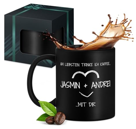 Maverton Keramik Kaffeetasse 330ml mit Gravur - Kaffeebecher mit funktionellem Henkel - personalisierter Keramikbecher für Paar zum Hochzeitstag zu Weihnachten - matt schwarz - Innen schwarz - Herz