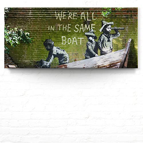 Banksy Art Graffiti Leinwand-Bild, in the same Boat als Wandbild, 110x50cm cm groß, Street Art Banksy-Style als Kunstdruck zur Wand-Deko. Coole Banksy Wandbilder für Wohnzimmer, Büro