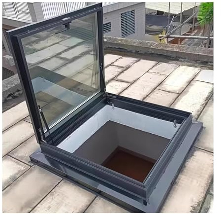 Dachfenster aus gehärtetem Glas – energieeffizienter wetterfester Dachzugang für Wintergärten & Keller – Hochversiegeltes Design für optimale Isolierung