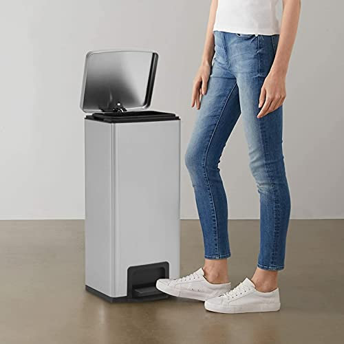 Brokky Dustbin with Pedal Anti-fingerprint 30L Silver Stainless Steel-Recycling Kitchen Pedal Bin with Lid Lock,Silent Soft Close Lid,Built In Wheels,Stay-Open Lid