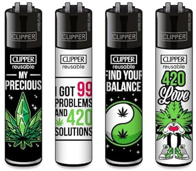 Clipper® Feuerzeuge im Multipack - 4er Set mit coolem Look - Nachhaltig NEU - INKL Gratis Crystal Deko Balls (Weed Slogan #13)