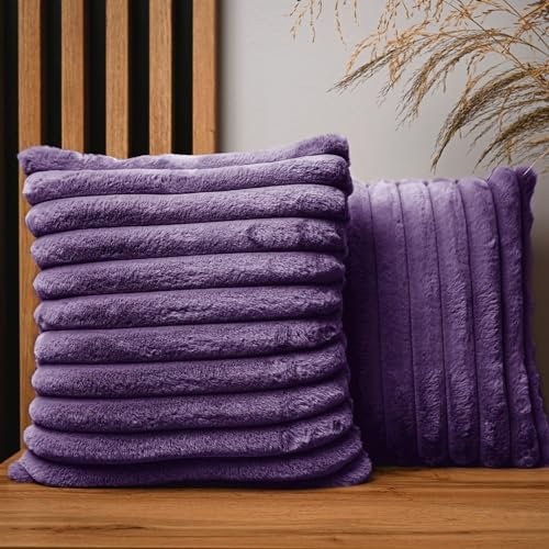 2er Set Kissenbezug 40x40 cm violett quadratisch - aus Pelzimitat mit Nähten, mit Reißverschluss - dekorative Kissenbezüge für Kissen 40x40, Deko Schlafzimmer, Deko Wohnzimmer