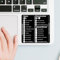 MyPad Shortcuts Mac Tastatur Deutsch Aufkleber 8x8cm - Effizientes Arbeiten mit den wichtigsten Tastenkombinationen - Mac, MacBook - abgerundete Ecken