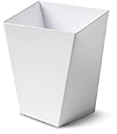 SCHÖNHUBER FRANCHI: Set 25 Coppette Monouso in Plastica Bianca | Ideali per Buffet, Feste e Catering | Resistenti e Eleganti- dimensioni 5x5 h 4,5 cm