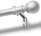 Gardinenstange 80-305 cm, Ausziehbar, Ø 25 mm, Metall, inkl. Halterungen, unterstützt Wand- und Deckenmontage, für Wohnzimmer, Schlafzimmer & Kinderzimmer, Innen- und Außenbereich, Silber