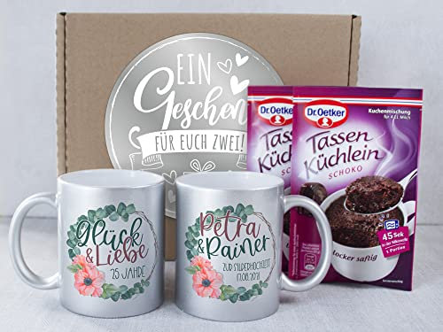 GRAZDesign Silberhochzeit Geschenk, personalisierte Tassen mit Kuchen, 25 Jahre Glück & Liebe Blumenkranz als Geschenkbox Keramik 330ml