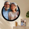 FCLYDER Personalisierte 3D Cartoon Porträt Holzschild - Individuelle 3D Cartoon Stil Foto - Benutzerdefinierte Familie Foto - Hölzernes Fotorahmen - Geschenke für Familie, Paar Dekoration