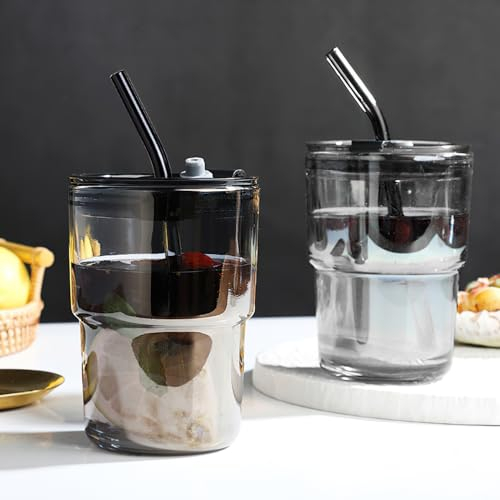 Cimvidi Lot de 2 Verre à Eau avec Couvercle et Paille, 400ml Tasse à Jus, Tasses en Verre à Café Glacé, Verre à Boire pour Jus, Café Glacé, Smoothie, Cocktail (Gris)