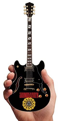 Iconic Concepts E-Gitarrenkörper (2M-S08-5008)