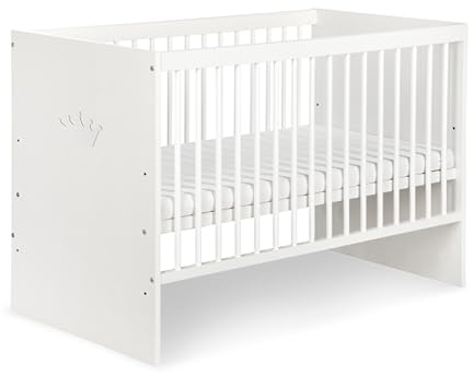 KMbaby Babybett 120 x 60 cm mit Matratze Weiß mit weißer Krone und Natur Baby Kinderbett Gitterbett mit Lattenrost 3 Stufen Höhenverstellbar - Lackiertes Kiefernholz TANY-KOR