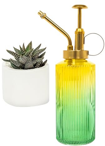 Useful Co. - Pulverizador de plantas de cristal amarillo y verde para interiores, rociador de plantas, botella decorativa con boquilla ajustable para plantas de interior (230 ml)